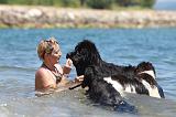 ADULTE ET CHIEN 099